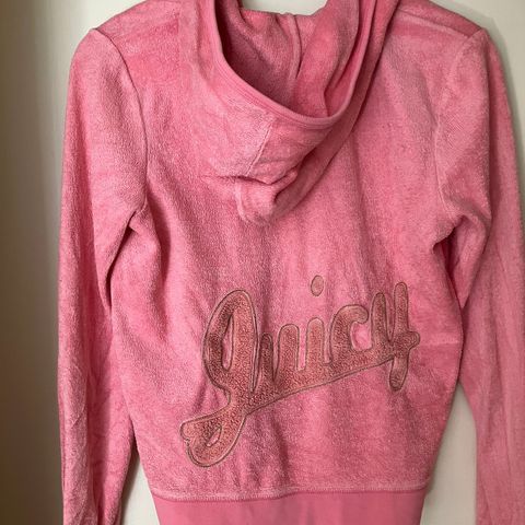 Juicy Couture hettejakker til salgs