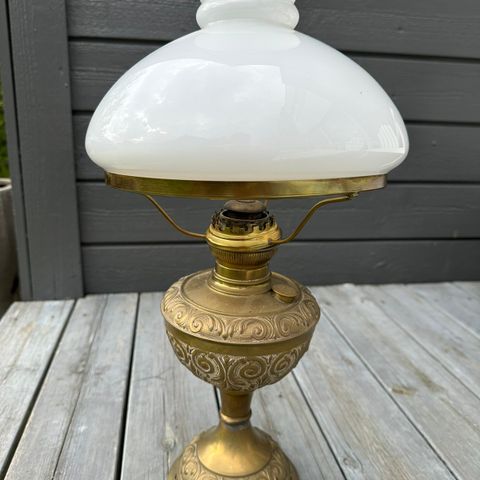 Gammel parafinlampe, bordmodell