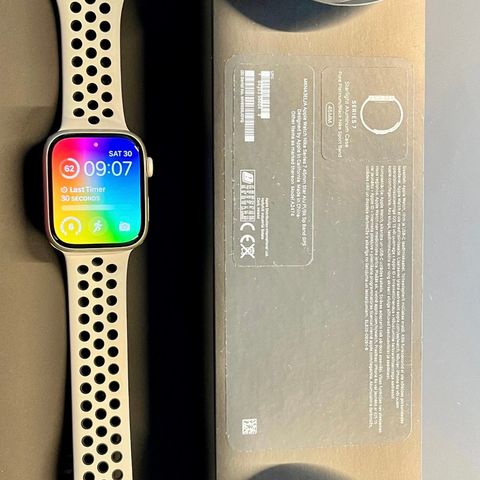 Apple Watch Series 7 GPS, 45mm  (Nike edition)