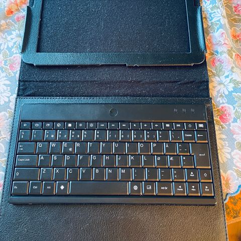 Netbrett/ samsung Galaxy Tab deksel med bt tastatur