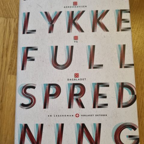 Nina Lykke- Full spredning