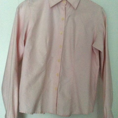 Rosa  bluse fra James Harvest. 100 % bomull/cotton. S.