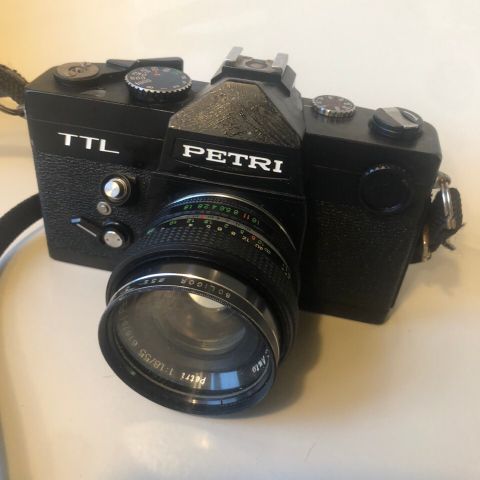 Petri TTL kamera