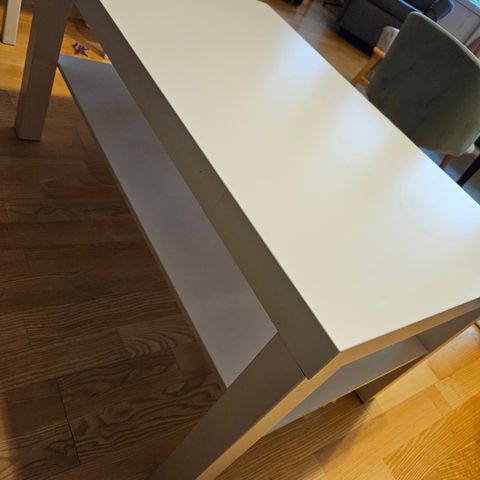 Lack stuebord fra IKEA