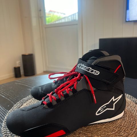 MC sko Alpinestars sektor svart-rød strl 43