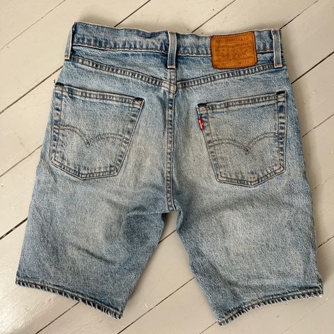 LEVIS shorts W29