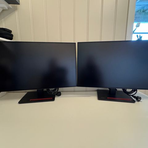 Lenovo 27" PC-skjerm - monitor