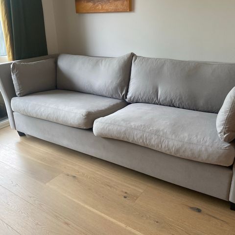 Ny renset 3  seters  sofa  fra Home &cottage selges billig på pga flyttingen!