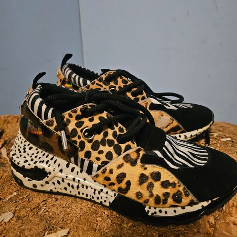 Steve Madden Sneakers (38)