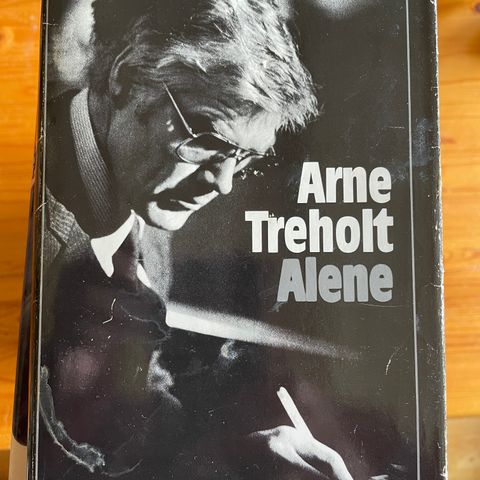 Treholtsaken - Arne Treholt - Alene
