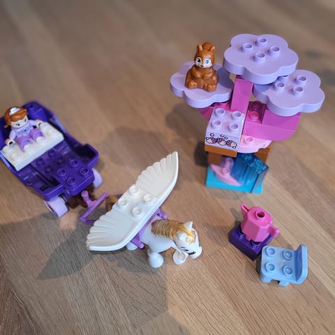 Lego duplo: Sofia den første - magiske vogn