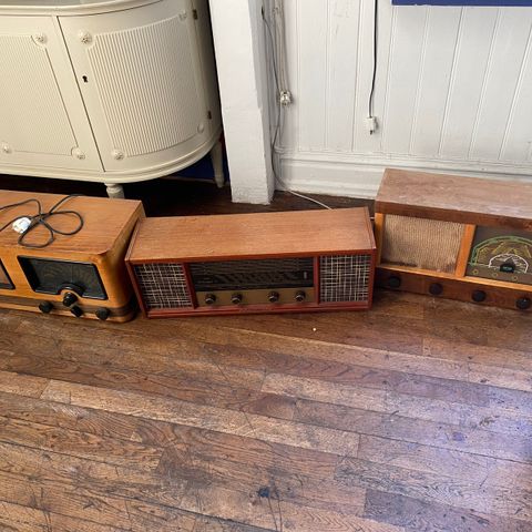 Vintage Tandberg og Radionett radioer