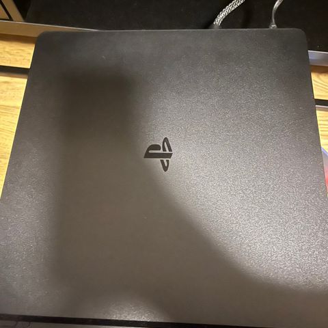 Sony PlayStation 4 Slim Black - 500GB