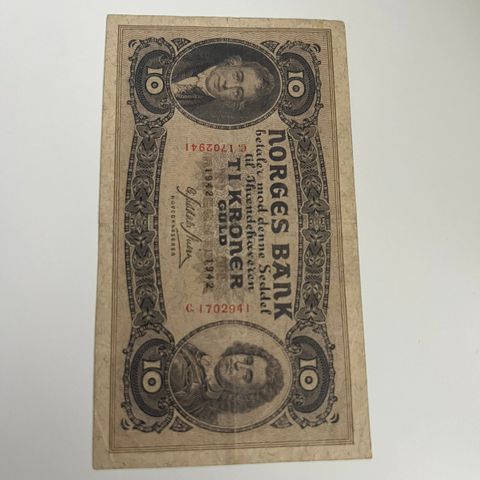 1942. Ti kroner