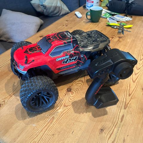 Arrma Granite 4x4 1/10 radiostyrt bil