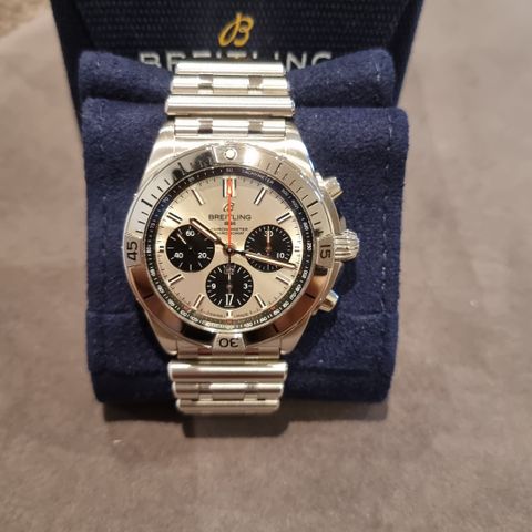 Breitling Chronomat B01 42