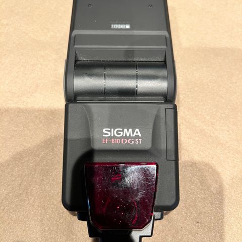 Kamera blitz Sigma EF 610 DG ST