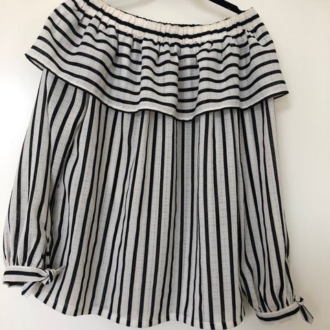 Bluse, Line of Oslo, 150,-