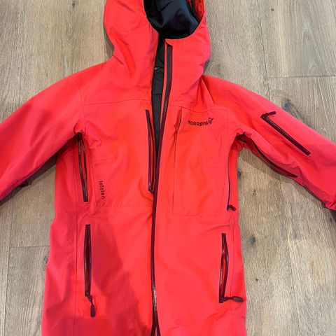 Lofoten insulated Goretex