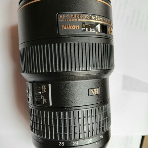 Nikon Nikkor AF-S 16-35mm f/4 VR