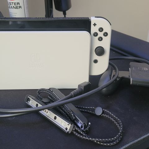 Nintendo switch OLED med spill