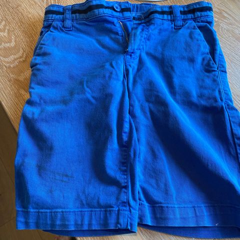 Ia Martina shorts 6-8 år