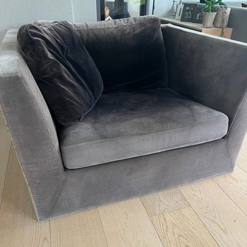 Ikea smal sofa / bred stol
