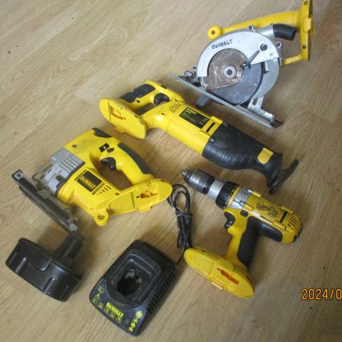 DEWALT 18VPakke m.batt/lader/innstikk--kr.1 800.-