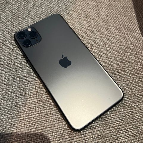 Meget pent brukt iPhone 11 Pro Max 64 GB selges ☺️