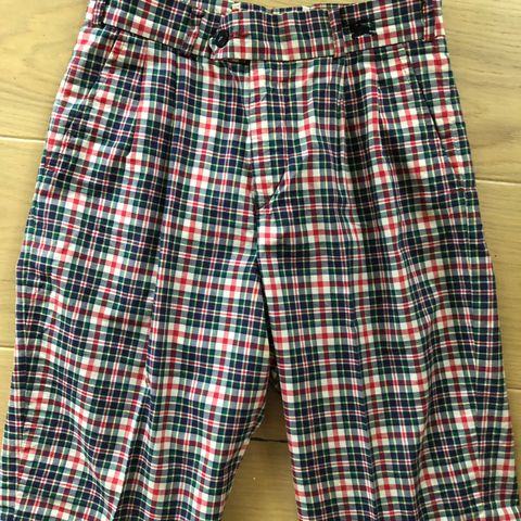 Burberry shorts str 140