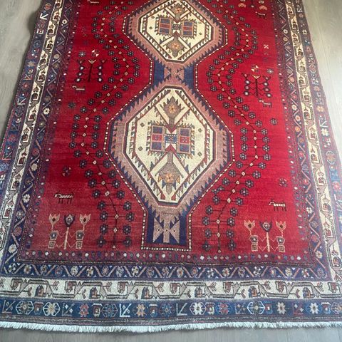 Elegant Persisk ull teppe
