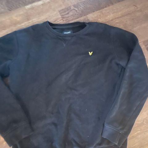 Lyle and scott genser junior.