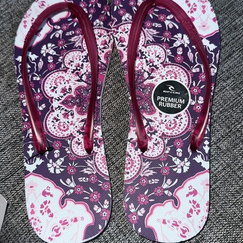 Rip curl flipflops