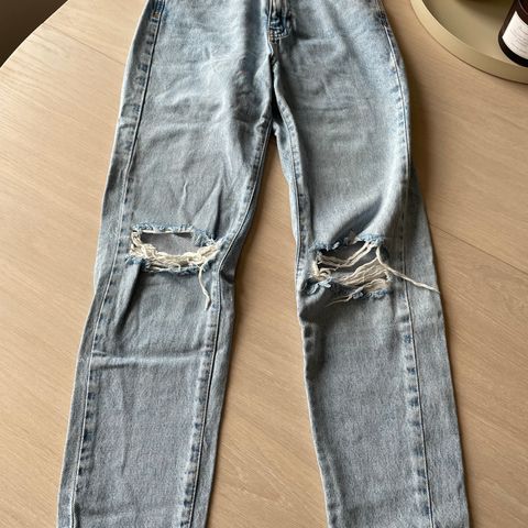 Gina tricot jeans (petite) str 32