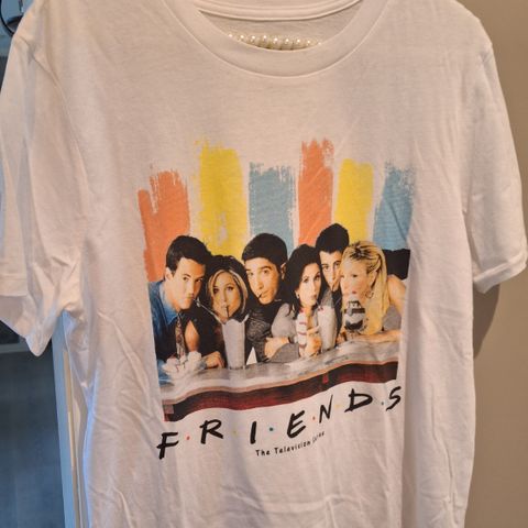 Friends T-skjorte str. M