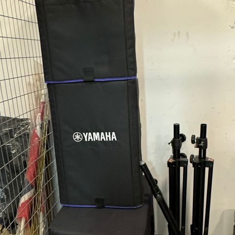 Yamaha PA Aktiv 15 tommer Topper og bass.+ stativer / Trekk
