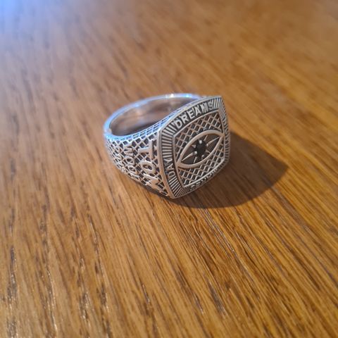 Tom Wood ring