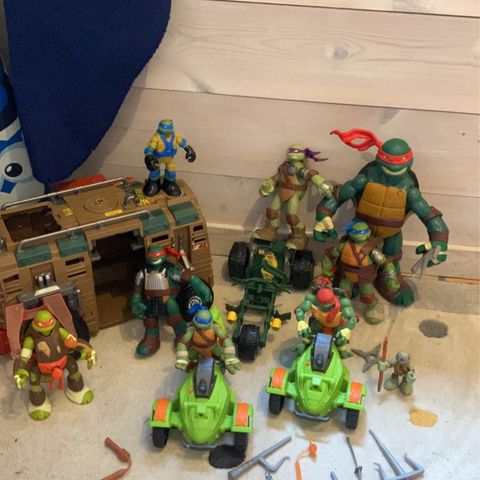 Teenage mutant ninja turtles figurer m/mer selges samlet