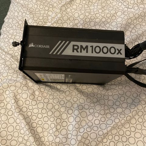 Corsair RM1000x, 1000W PSU