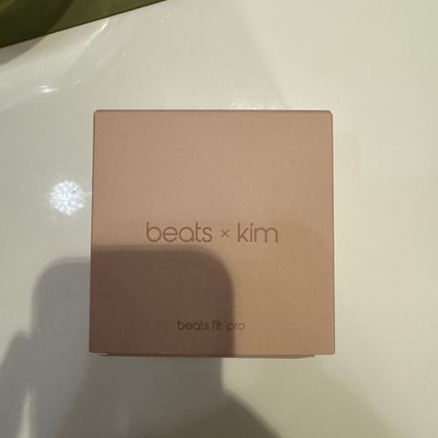 Beats fit Pro X Kim edition