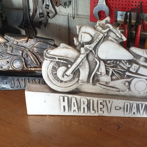 Harley davidson skulpturer 😎😎😎