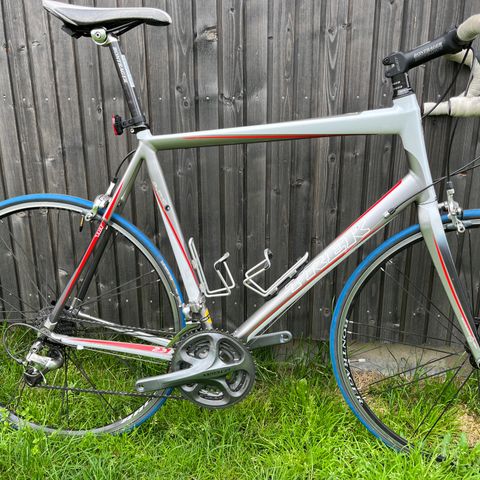 Trek 2,3. 62cm 2008 modell selges