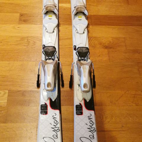 Rossignol ski 146 cm alpinski slalomski