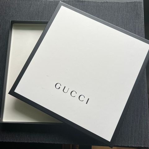 Gucci eske