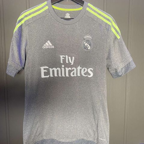 Real Madrid 2015/16 borte