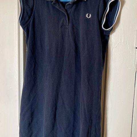 Fred Perry T-skjorte kjole