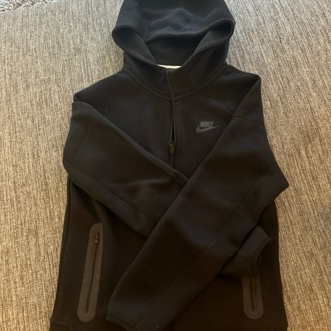 Nike Tech Fleece str 147-158