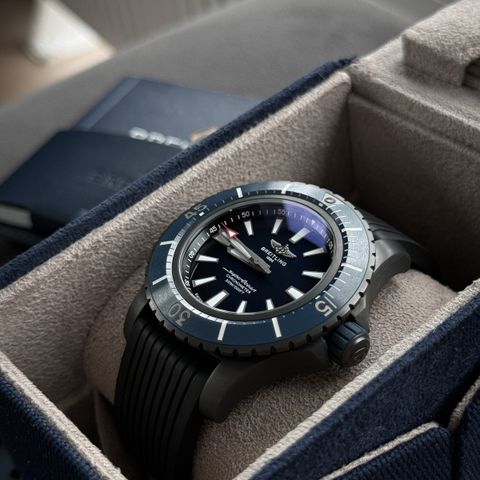 Breitling Superocean Titanium! Som ny!