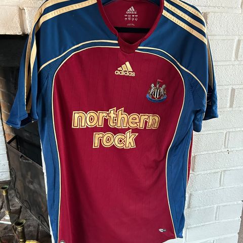 NEWCASTLE ADIDAS DRAKT