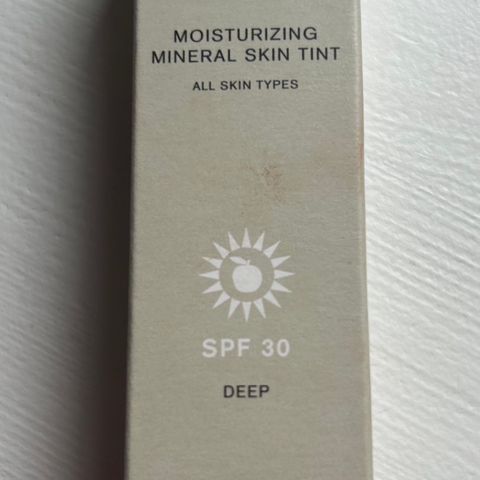 IDUN MINERALS  Moisturizing Mineral Skin Tint SPF30